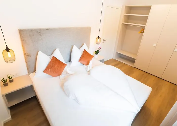 Meranosuites - Garden Апартаменти